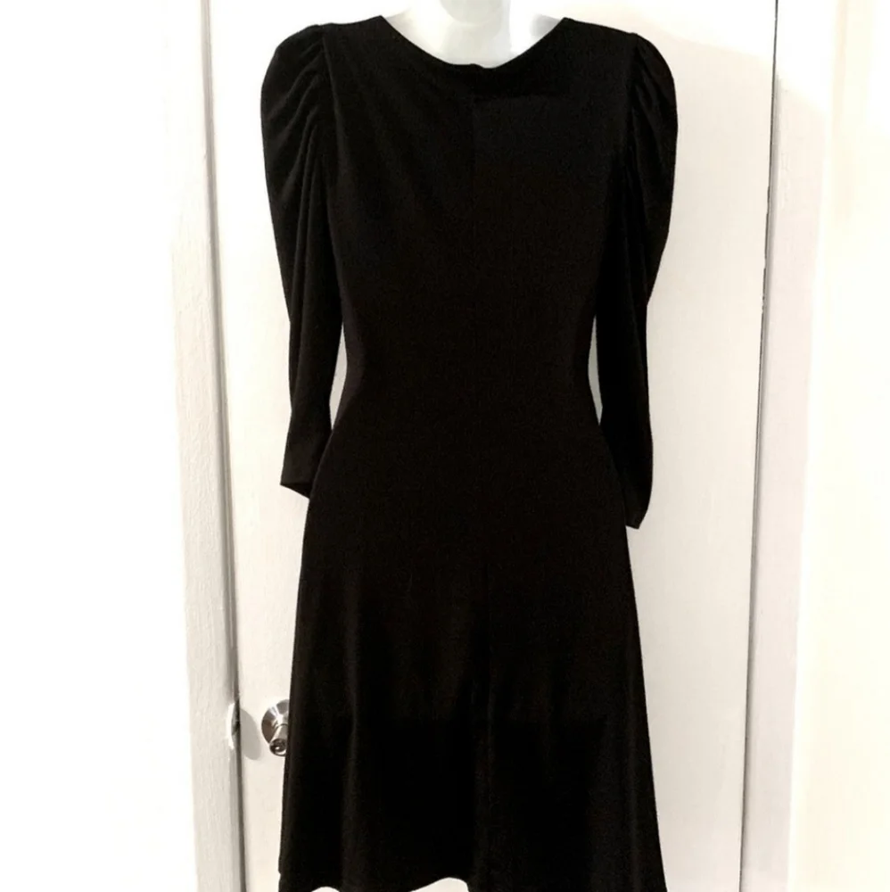 BEAUTIFUL Taroo Puff Sleeve Sweetheart Dress - Picture 2 of 3